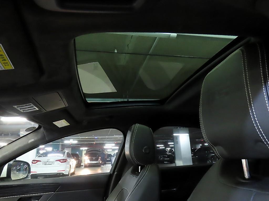 재규어 XF XF(X260) 3.0 S AWD 이미지 17