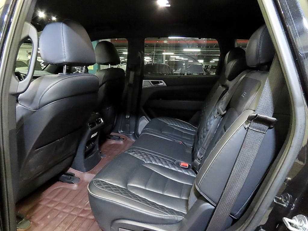 KG모빌리티(쌍용) 렉스턴 올 뉴 렉스턴 (Y450) 디젤 2.2 4WD 더 블랙 이미지 7