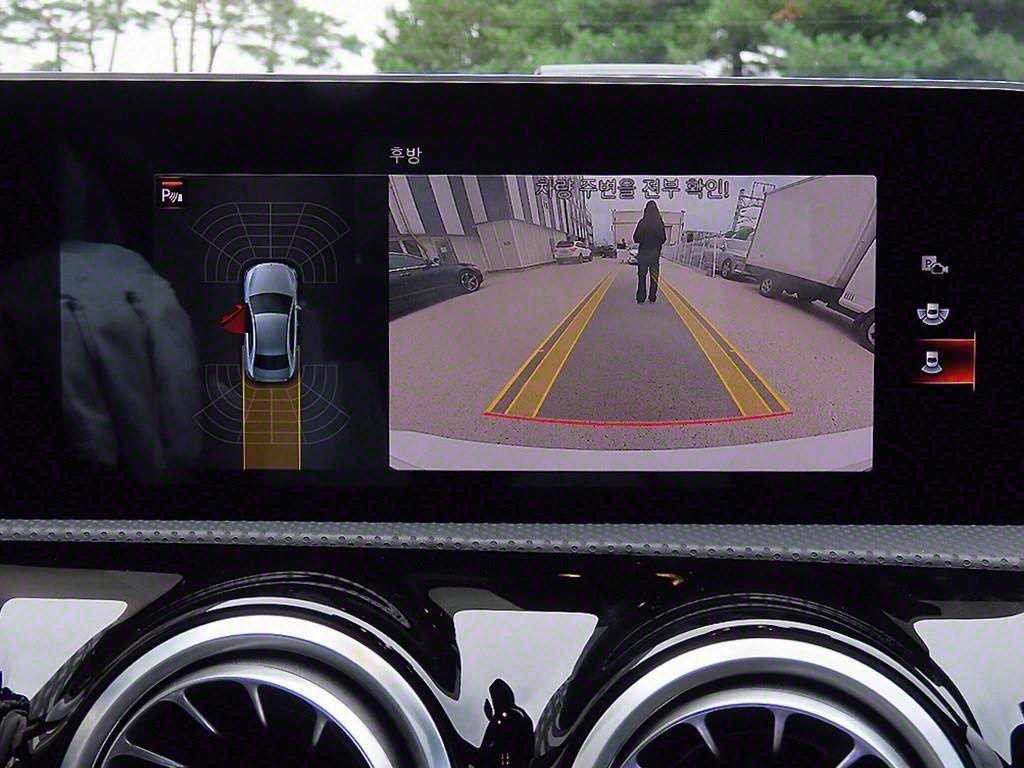 벤츠 A 클래스 A클래스 W177 A220 해치백 이미지 16