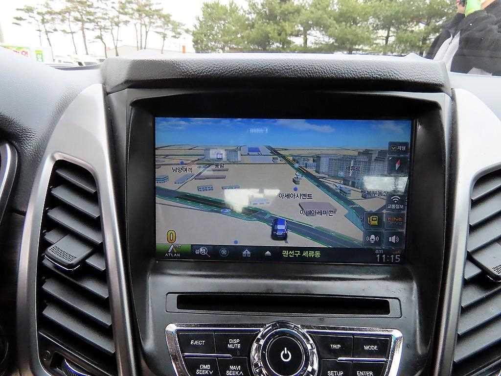 KG모빌리티(쌍용) 코란도 뉴코란도C 2WD 2.0 CVT 고급형 이미지 14