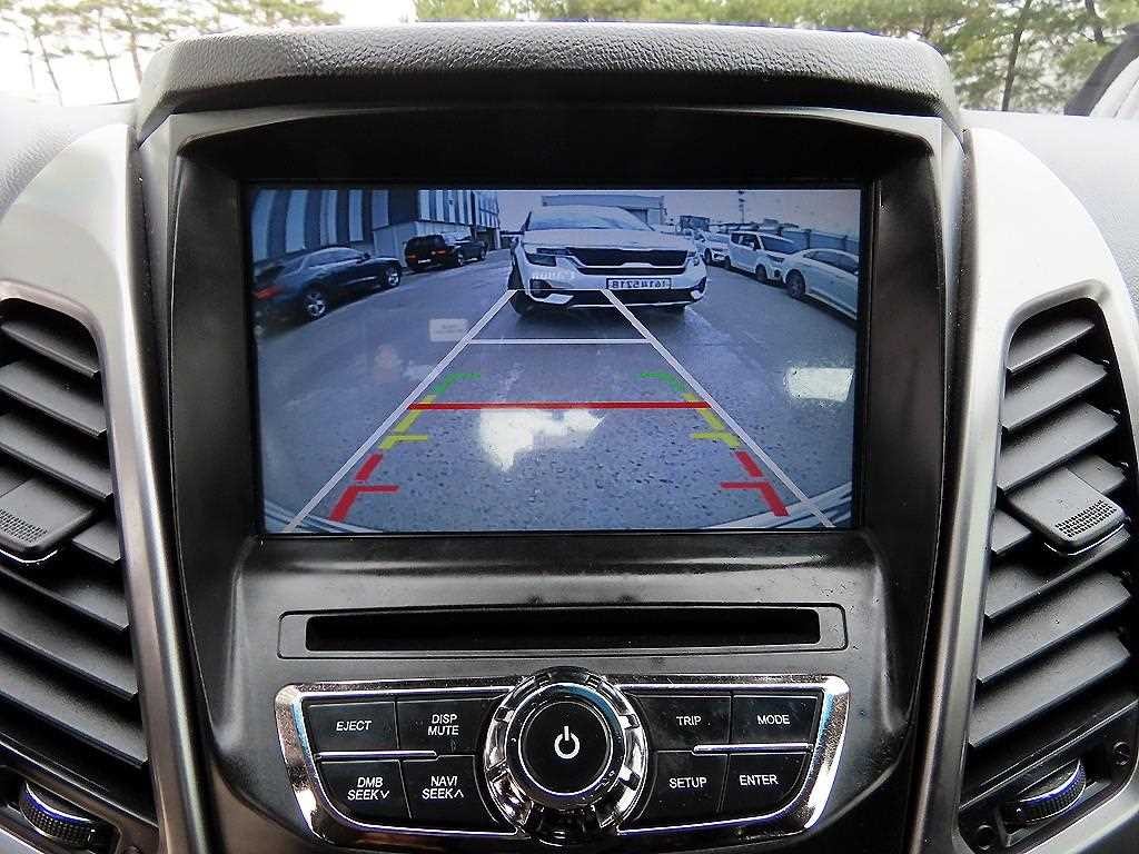 KG모빌리티(쌍용) 코란도 뉴코란도C 2WD 2.0 CVT 고급형 이미지 15