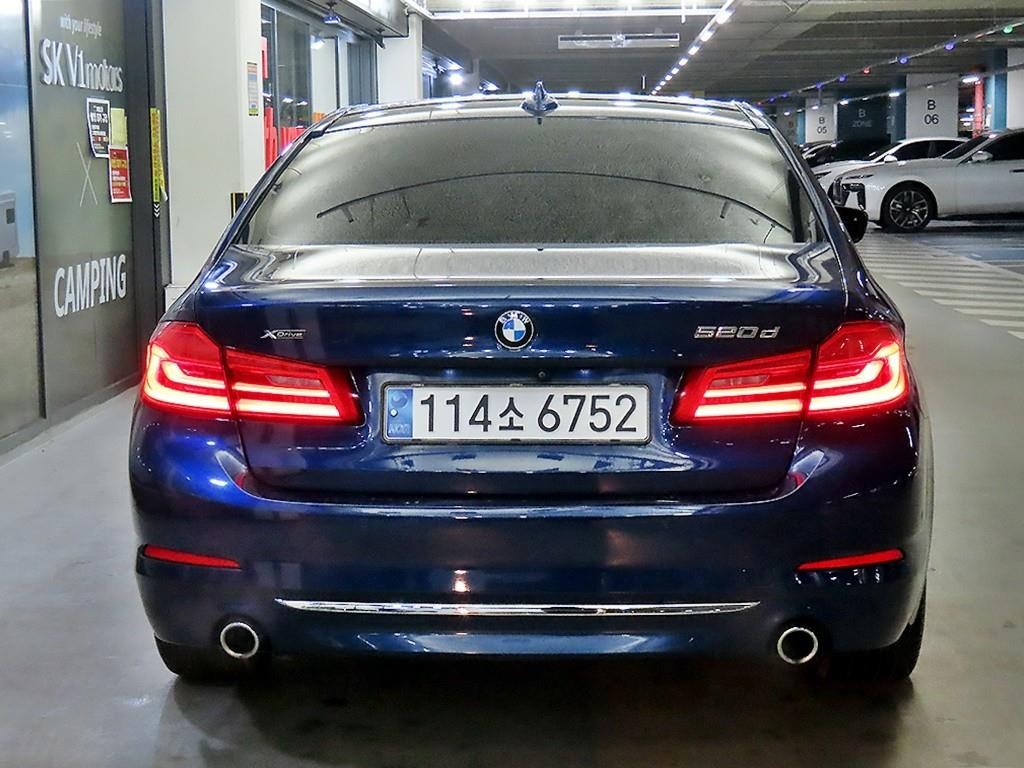 BMW 5시리즈 5시리즈 (G30) 520d xDrive 럭셔리 플러스 이미지 5
