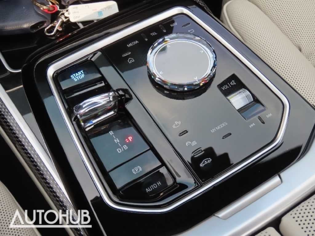 BMW i7 BMW i7 M70 xDrive 이미지 7