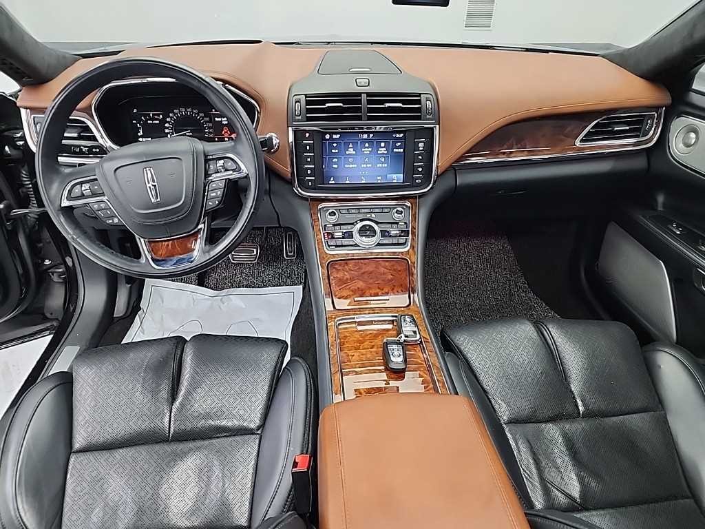 링컨 컨티넨탈 컨티넨탈 10세대 3.0 AWD 블랙라벨 이미지 8