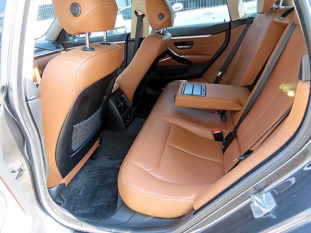 BMW 4시리즈 4시리즈 (F32) 420d 그란쿠페 럭셔리 이미지 6