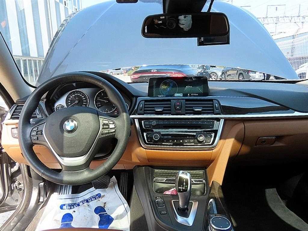 BMW 4시리즈 4시리즈 (F32) 420d 그란쿠페 럭셔리 이미지 7