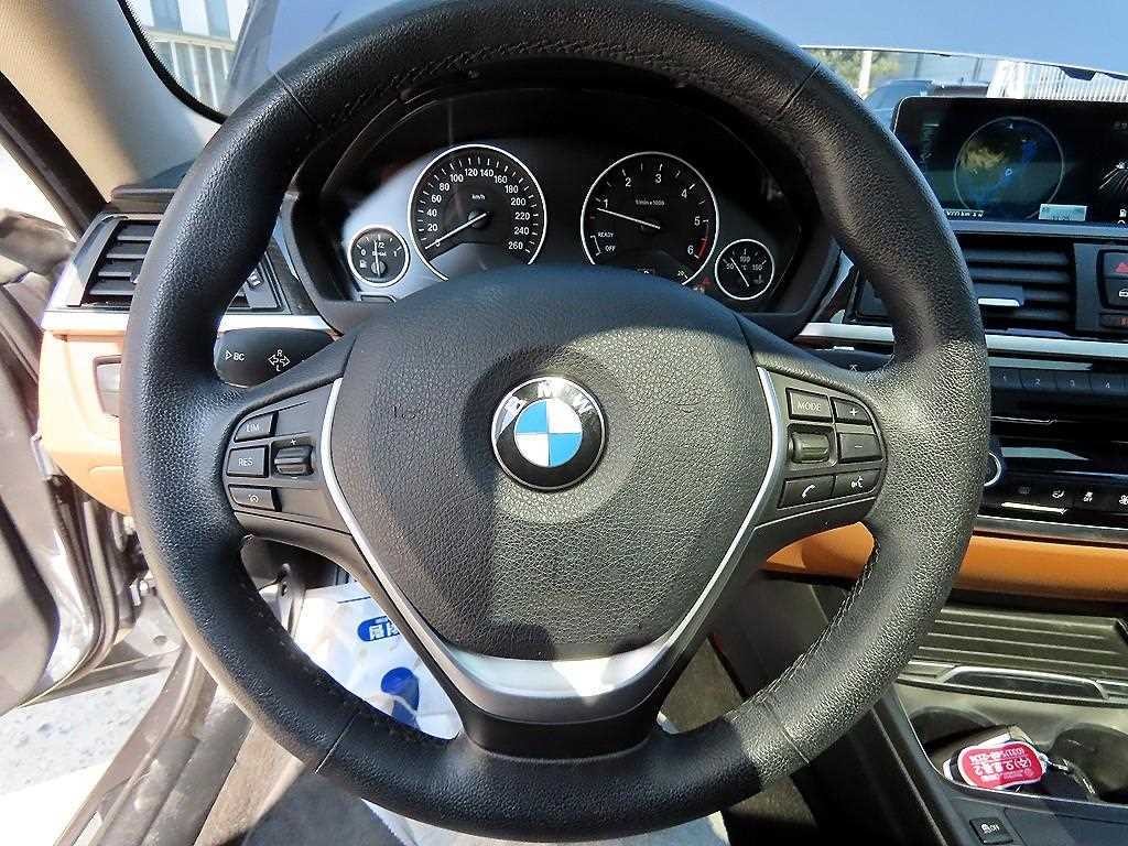 BMW 4시리즈 4시리즈 (F32) 420d 그란쿠페 럭셔리 이미지 8