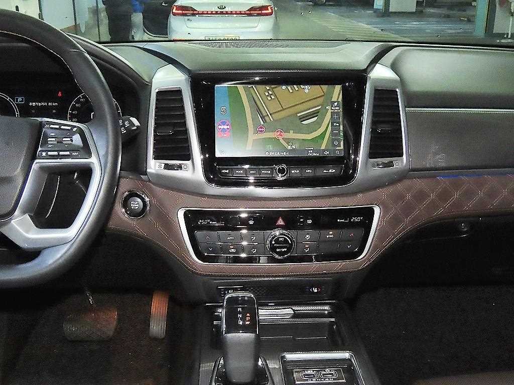 KG모빌리티(쌍용) 렉스턴 올 뉴 렉스턴 (Y450) 디젤 2.2 4WD 더 블랙 이미지 11
