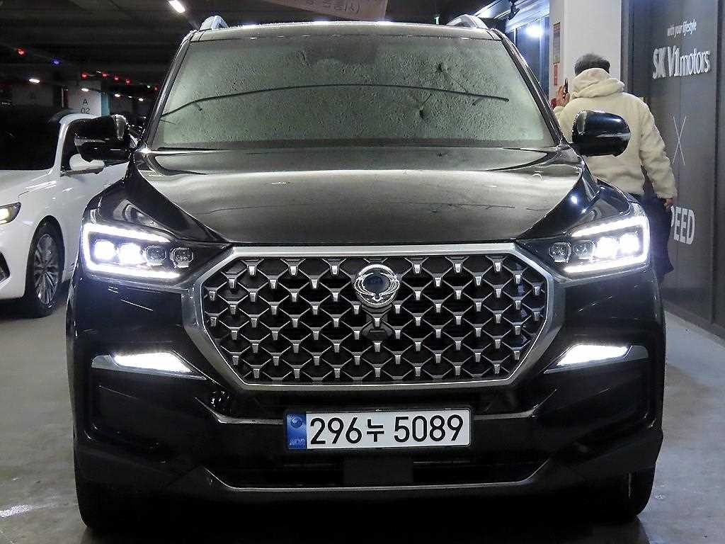 KG모빌리티(쌍용) 렉스턴 올 뉴 렉스턴 (Y450) 디젤 2.2 4WD 더 블랙 이미지 2
