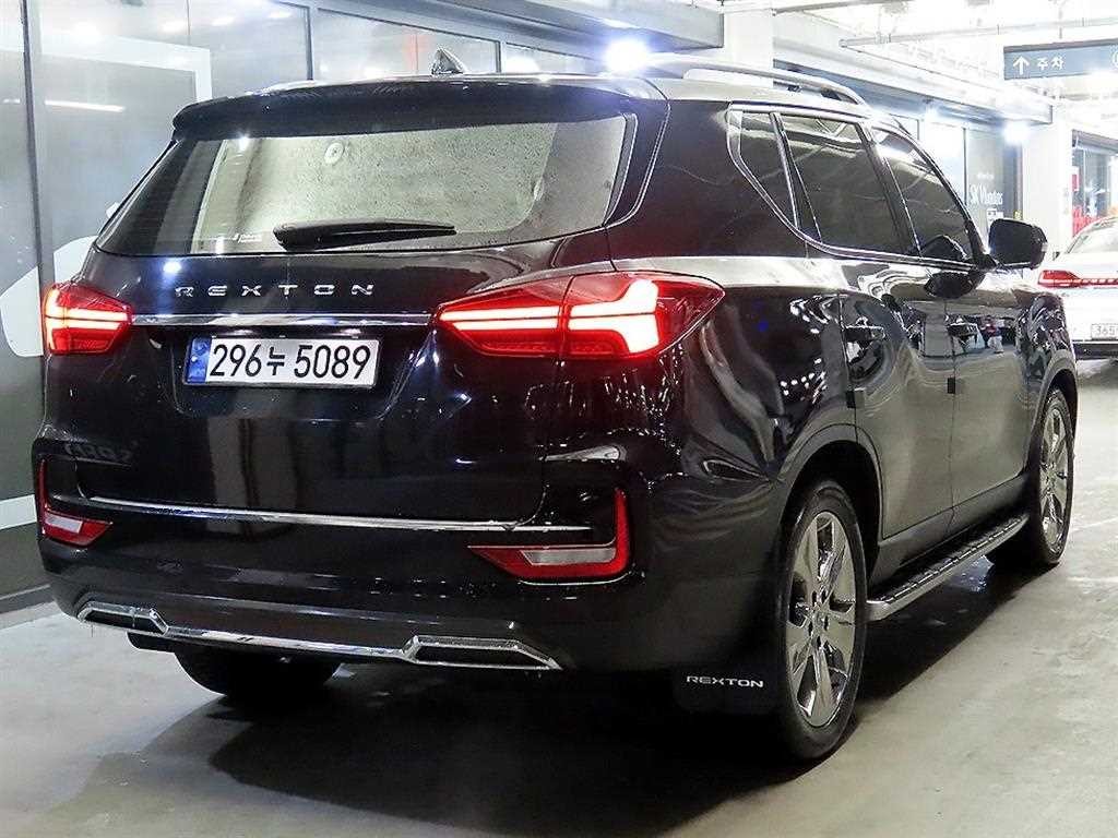 KG모빌리티(쌍용) 렉스턴 올 뉴 렉스턴 (Y450) 디젤 2.2 4WD 더 블랙 이미지 4