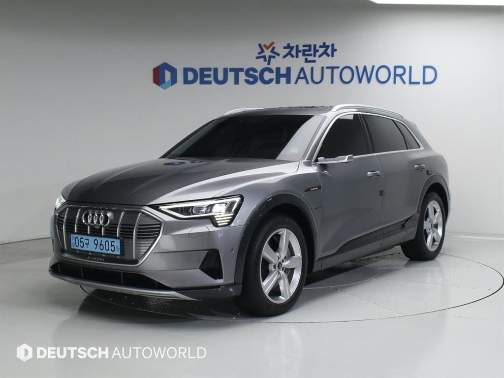 아우디 e-트론 50 콰트로 이미지 1