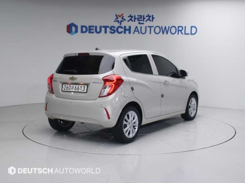 쉐보레 스파크 더뉴스파크 프리미어 이미지 2