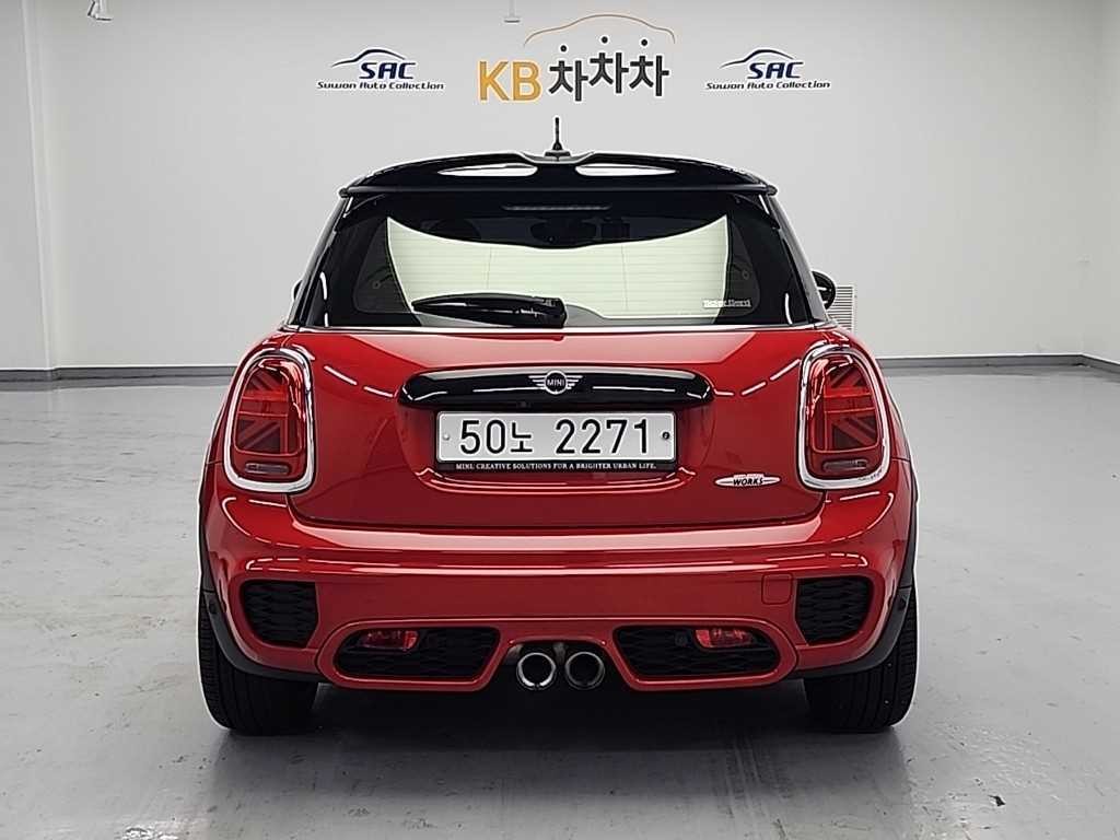 미니 쿠퍼 쿠퍼 S JCW 이미지 3