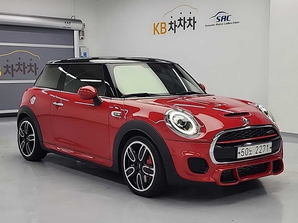 미니 쿠퍼 쿠퍼 S JCW 이미지 4