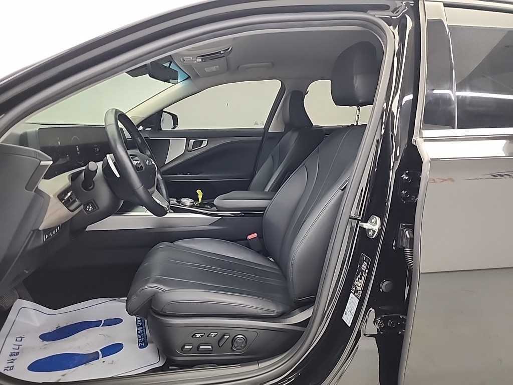 기아 K8 2.5 2WD 노블레스 이미지 11