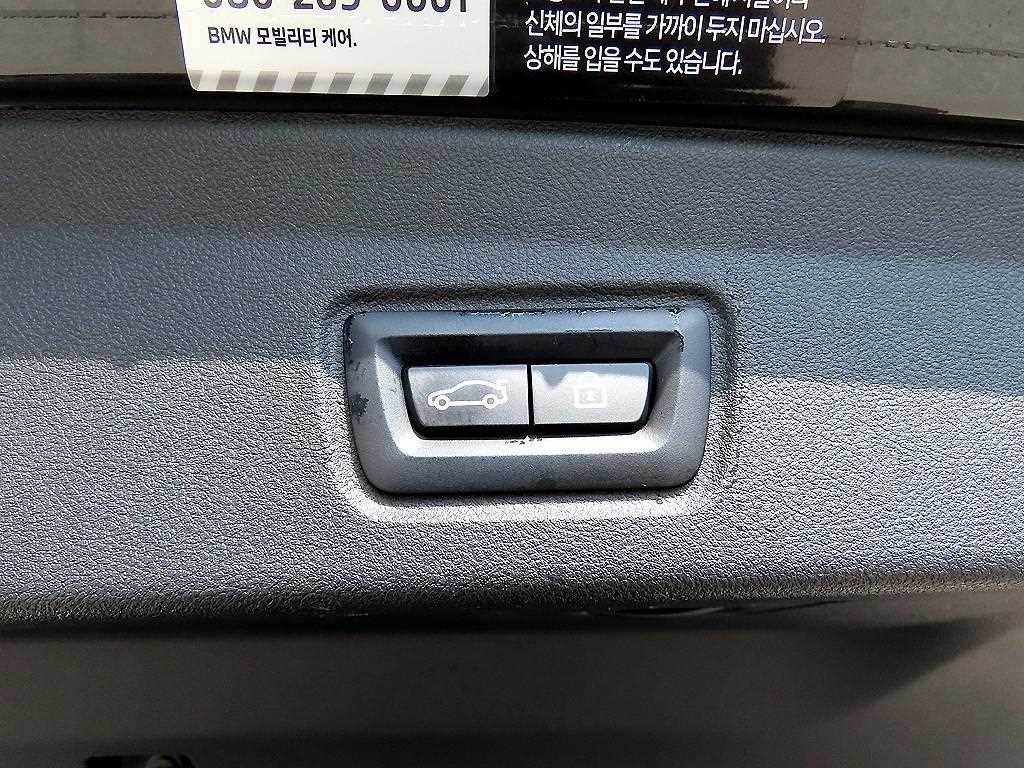 BMW i4 M50 프로 이미지 15
