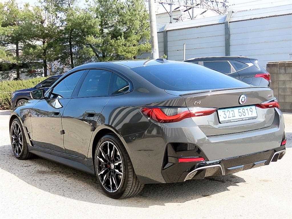 BMW i4 M50 프로 이미지 3