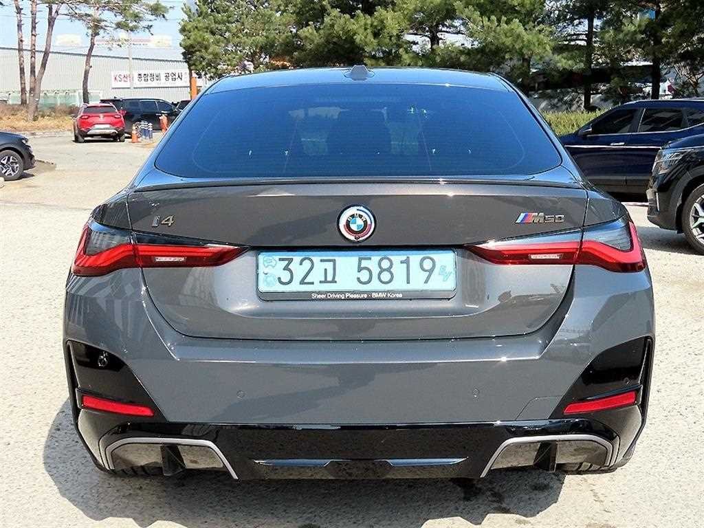 BMW i4 M50 프로 이미지 4
