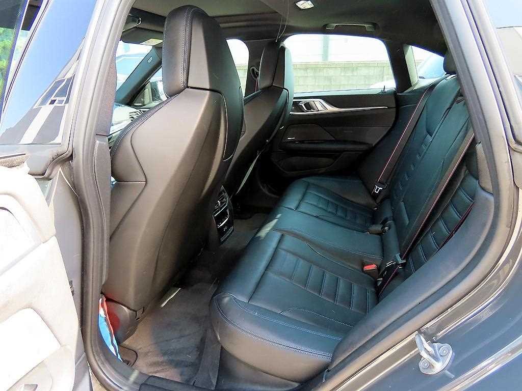 BMW i4 M50 프로 이미지 6