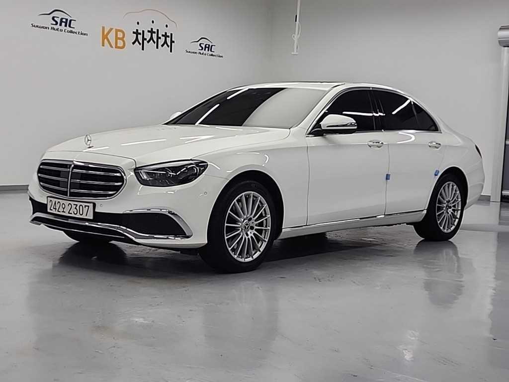 벤츠 E 클래스 E-클래스 W213 E220d 4MATIC 익스클루시브 이미지 1
