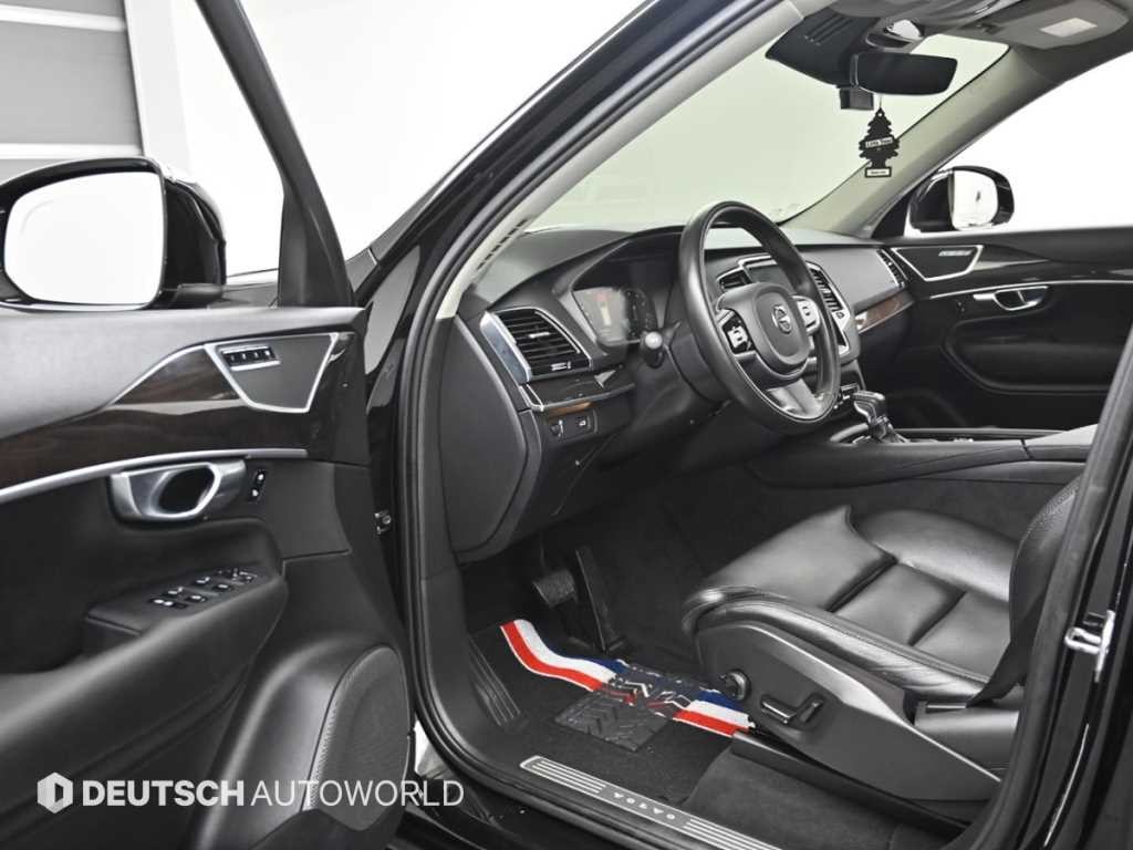 볼보 XC90 XC90 2세대 2.0 T6 AWD 모멘텀 이미지 11