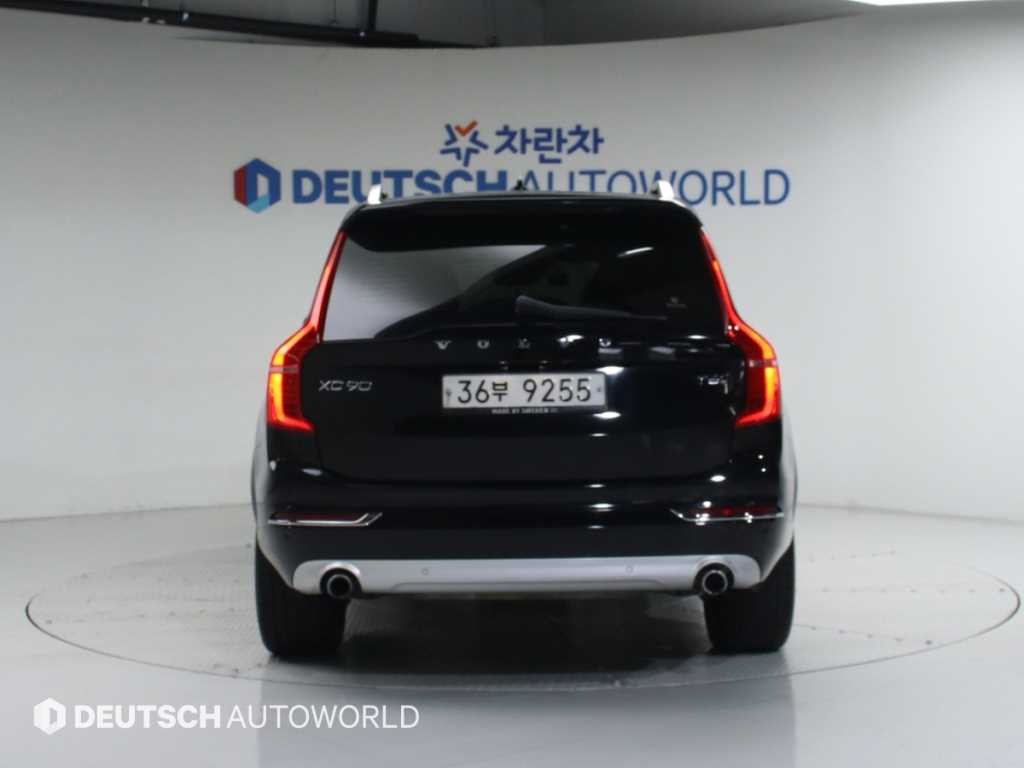 볼보 XC90 XC90 2세대 2.0 T6 AWD 모멘텀 이미지 4