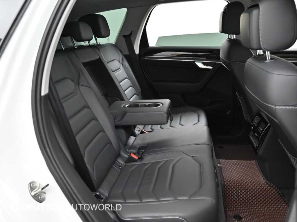 폭스바겐 투아렉 투아렉 3세대 3.0 TDI 프리미엄 이미지 12