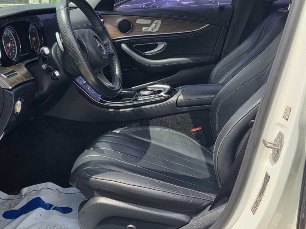 벤츠 E 클래스 E-클래스 W213 E220d 익스클루시브 이미지 13