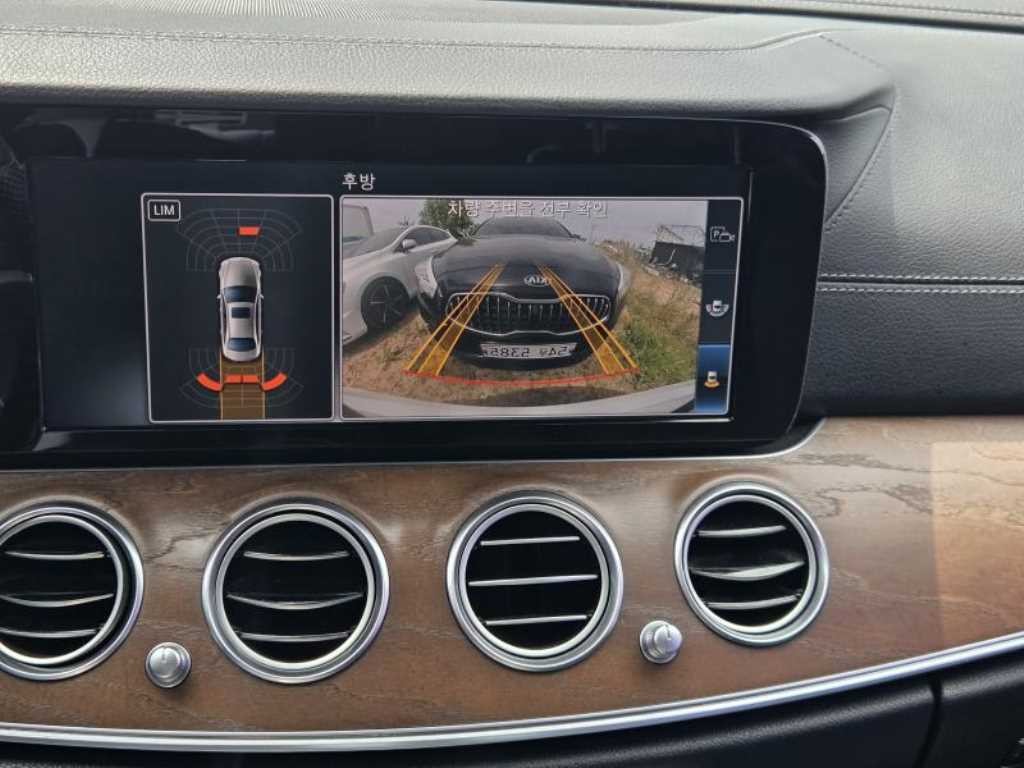 벤츠 E 클래스 E-클래스 W213 E220d 익스클루시브 이미지 9