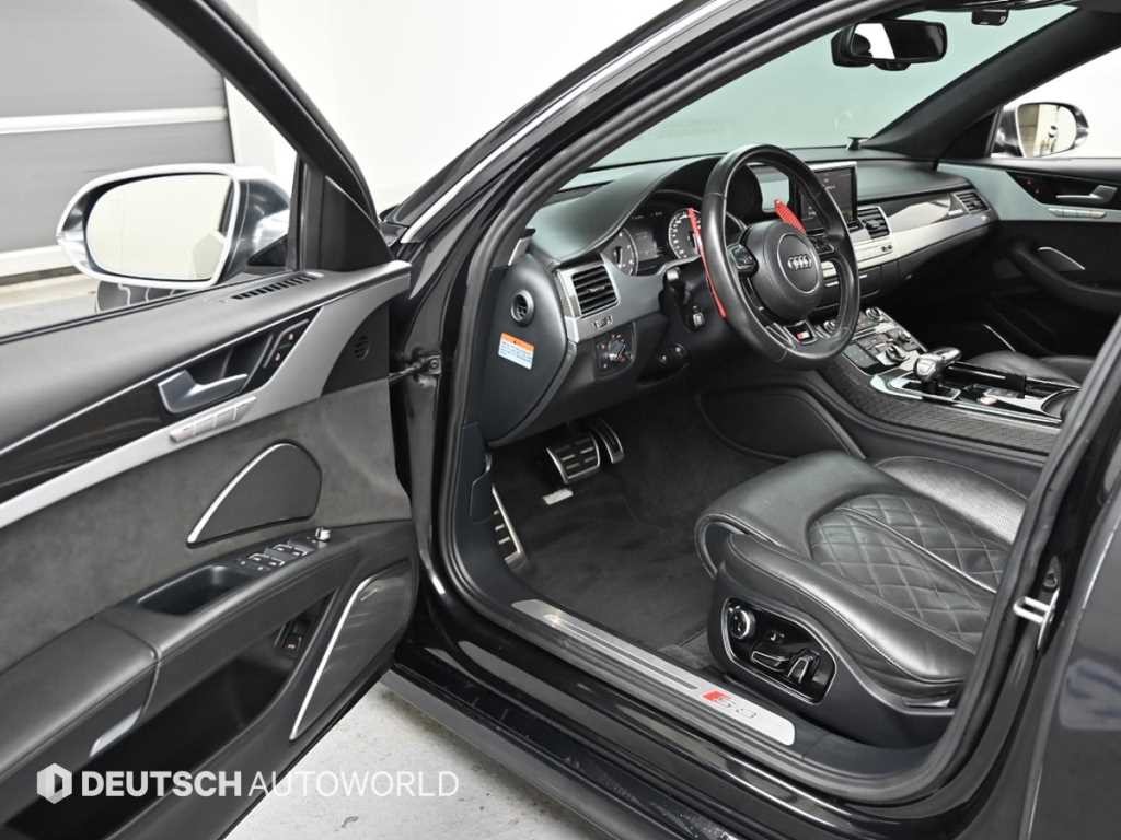 아우디 S8 4.0 TFSI 콰트로 이미지 11