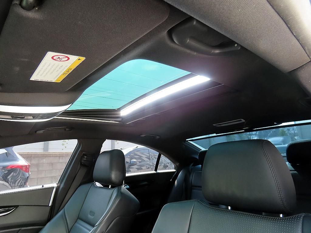 벤츠 CLS 클래스 CLS클래스 W218 CLS 63 AMG 4MATIC 이미지 17