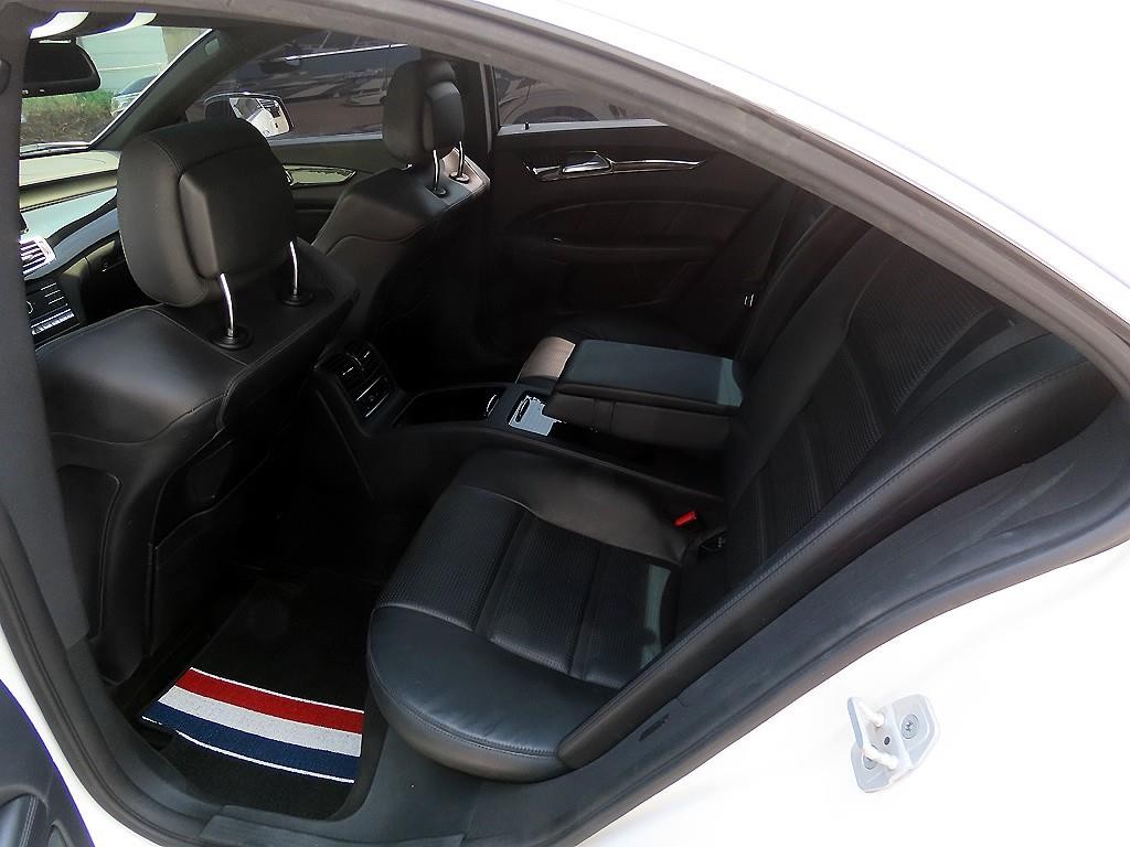 벤츠 CLS 클래스 CLS클래스 W218 CLS 63 AMG 4MATIC 이미지 6