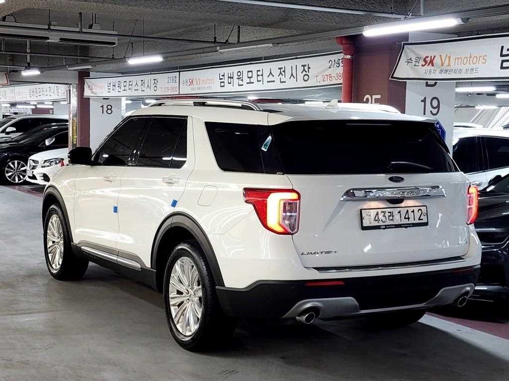 포드 익스플로러 익스플로러 6세대 2.3 AWD 리미티드 이미지 5