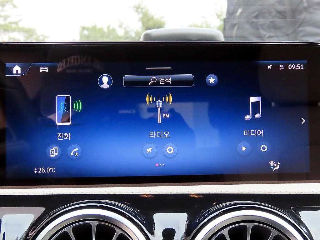 벤츠 A 클래스 A클래스 W177 A220 해치백 이미지 15