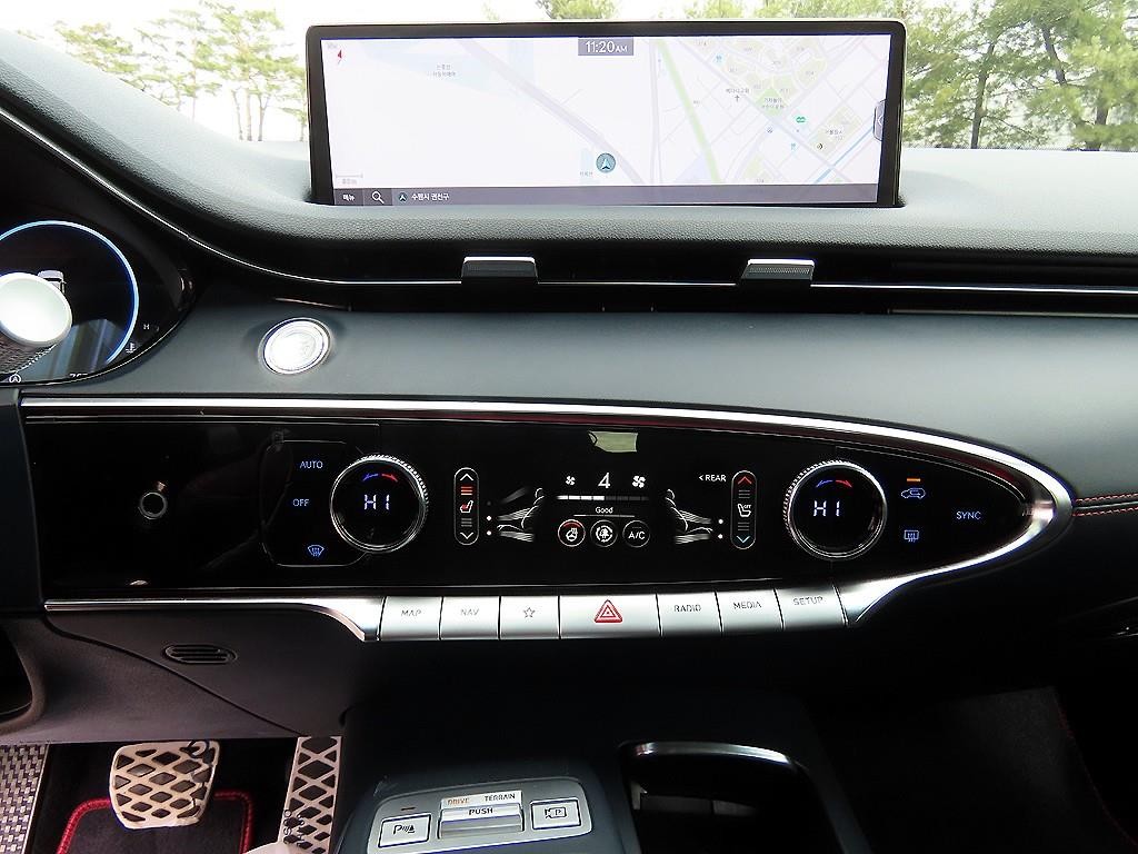 제네시스 GV70 2.5T 가솔린 AWD 이미지 12