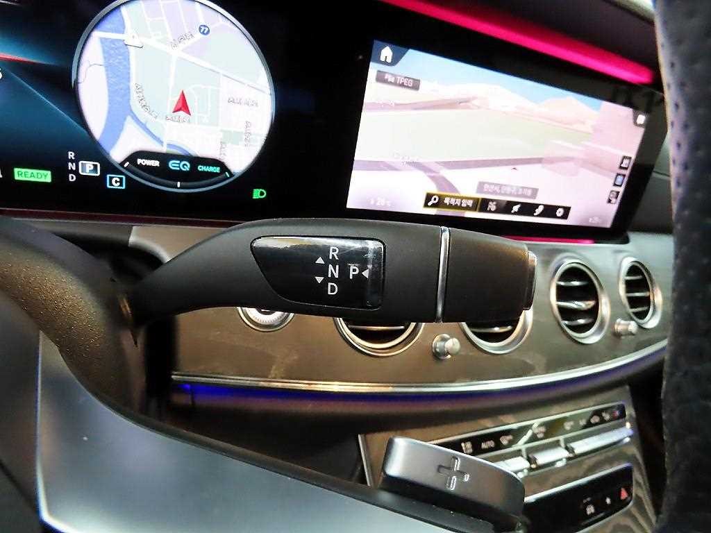 벤츠 E 클래스 E-클래스 W213 E350 4MATIC 아방가르드 이미지 10