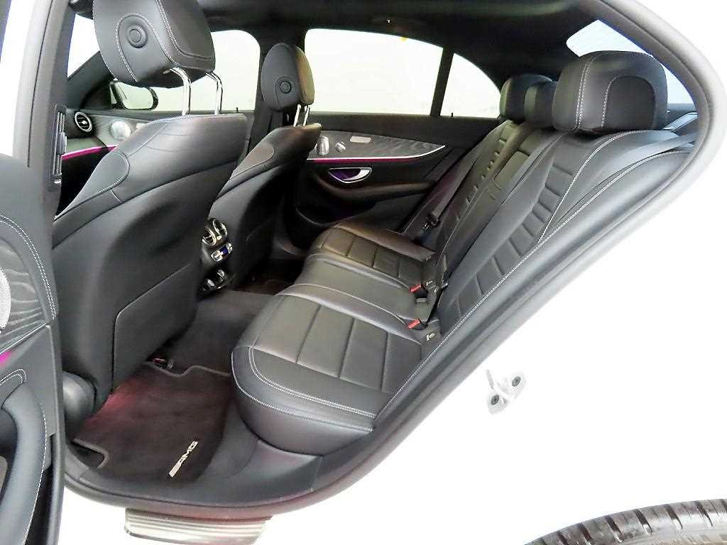 벤츠 E 클래스 E-클래스 W213 E350 4MATIC 아방가르드 이미지 6