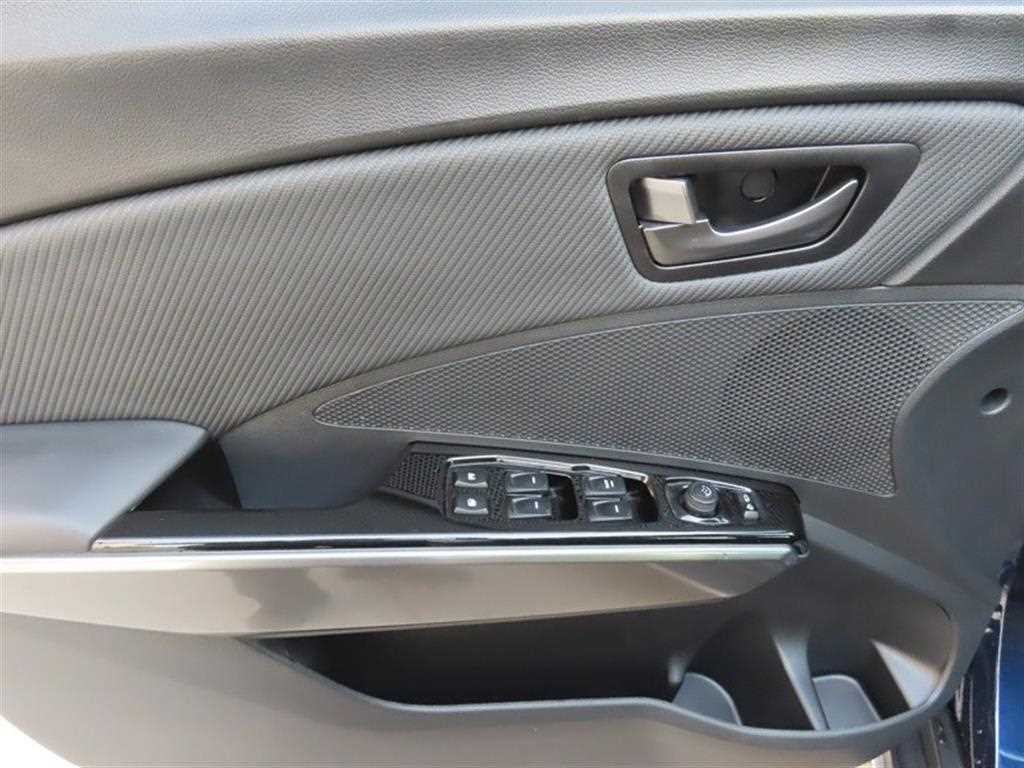 KG모빌리티(쌍용) 티볼리 더 뉴 티볼리 2WD 가솔린 1.5 V5 이미지 7