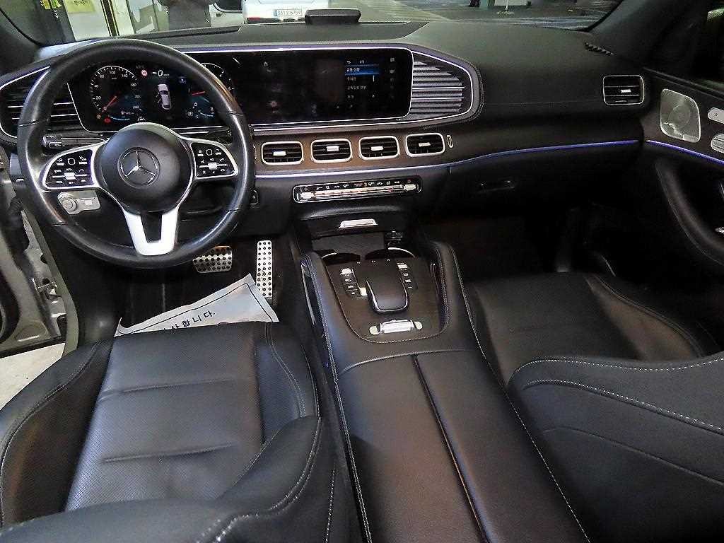 벤츠 GLE 클래스 GLE 클래스 W167 GLE 400d 4MATIC 쿠페 이미지 10