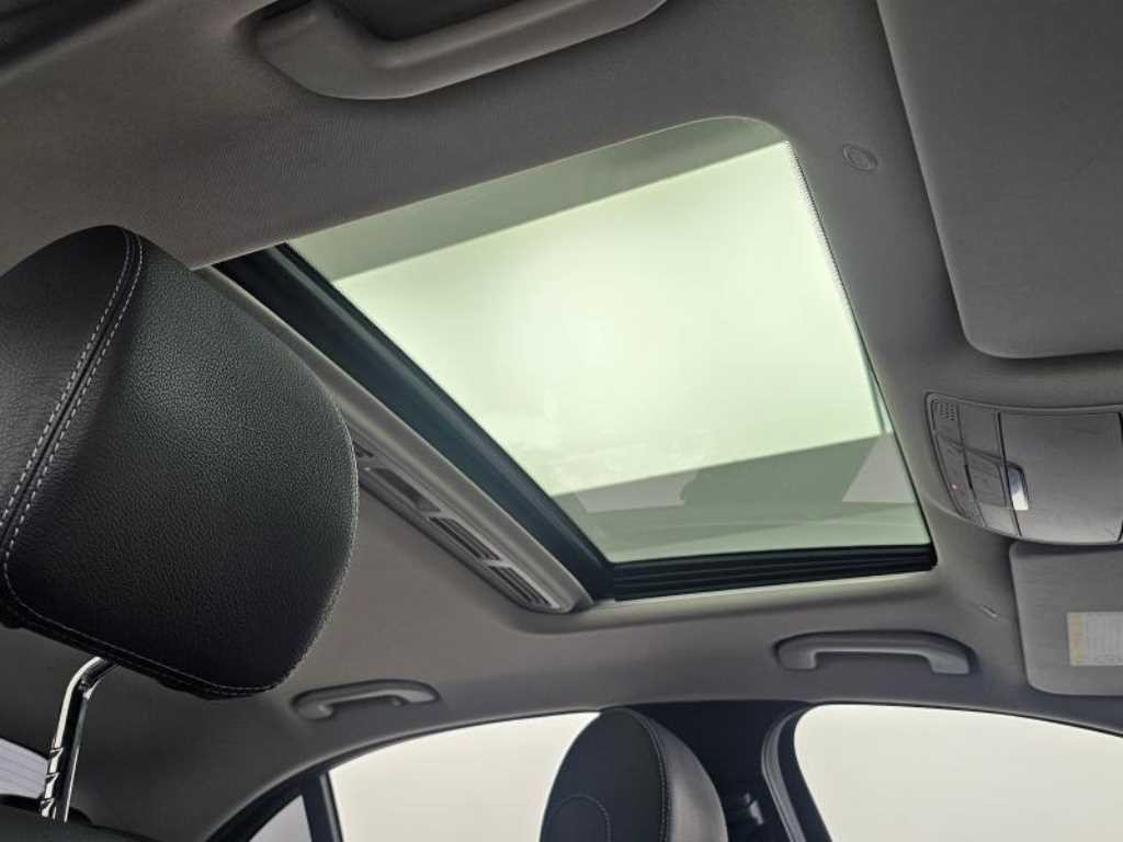 벤츠 E 클래스 E-클래스 W213 E300 4MATIC 익스클루시브 스텐다드 이미지 18