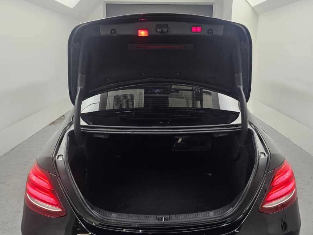 벤츠 E 클래스 E-클래스 W213 E300 4MATIC 익스클루시브 스텐다드 이미지 19