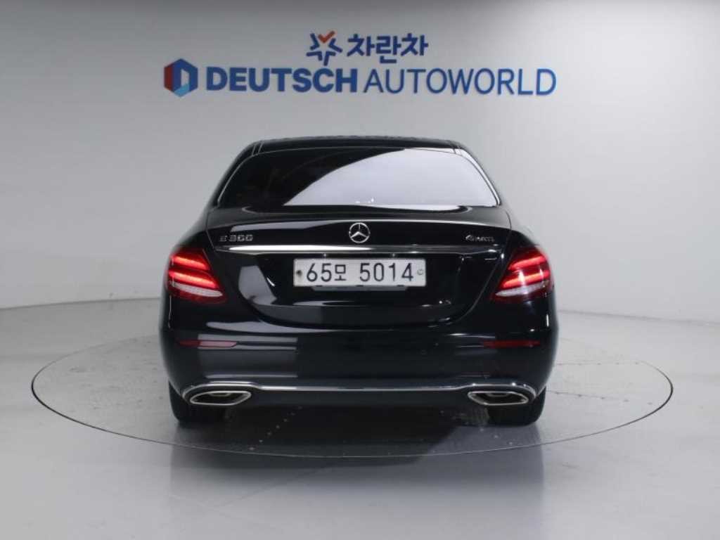 벤츠 E 클래스 E-클래스 W213 E300 4MATIC 익스클루시브 스텐다드 이미지 4