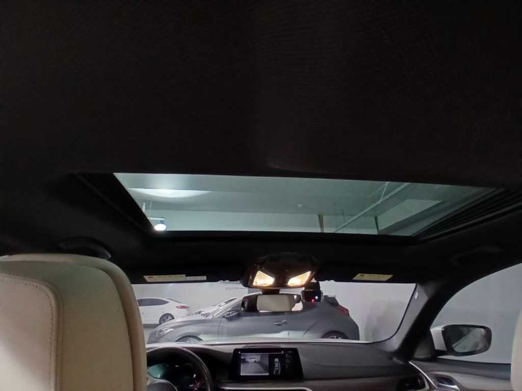 BMW 5시리즈 5시리즈 (G30) 520i M 스포츠 이미지 15