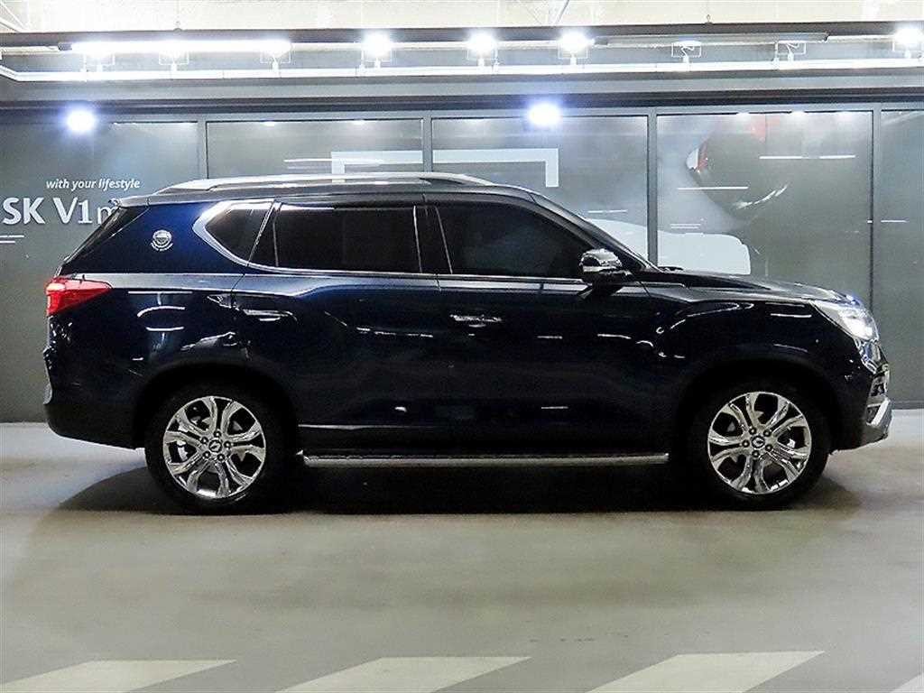 KG모빌리티(쌍용) 렉스턴 G4렉스턴 디젤 2.2 4WD 유라시아 에디션 이미지 3