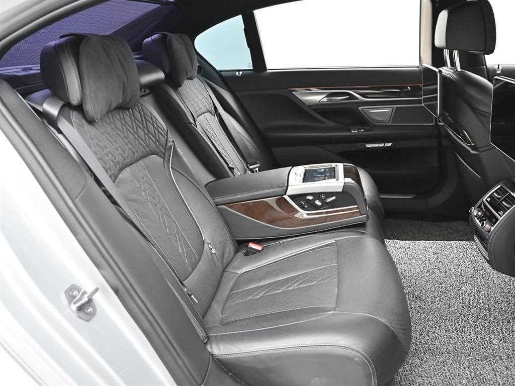 BMW 7시리즈 7시리즈 (G11) 730Ld xDrive 이미지 12