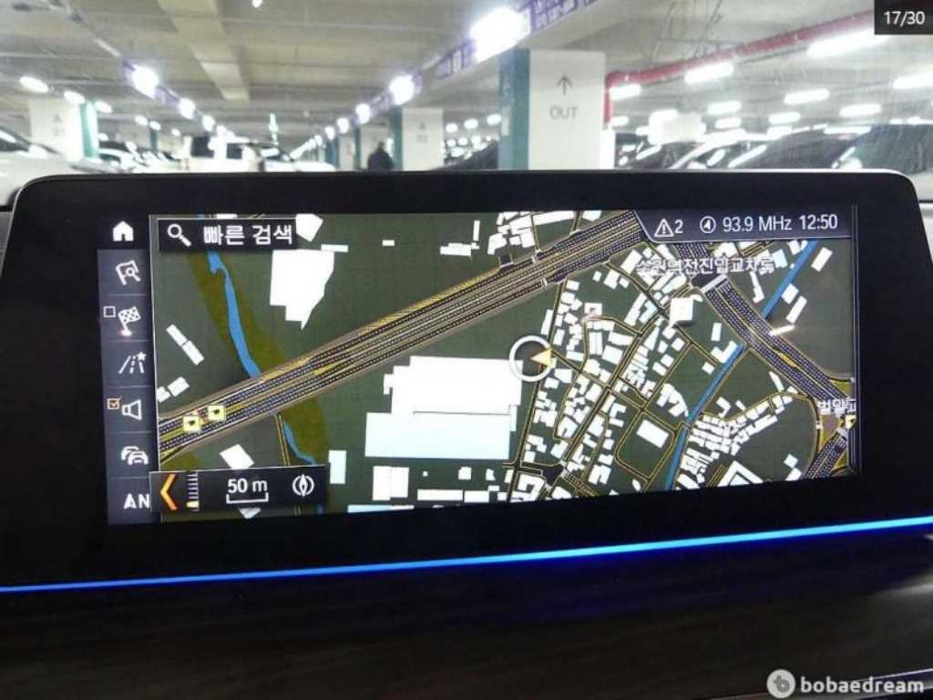 BMW 5시리즈 5시리즈 (G30) 530i xDrive M 스포츠 이미지 16