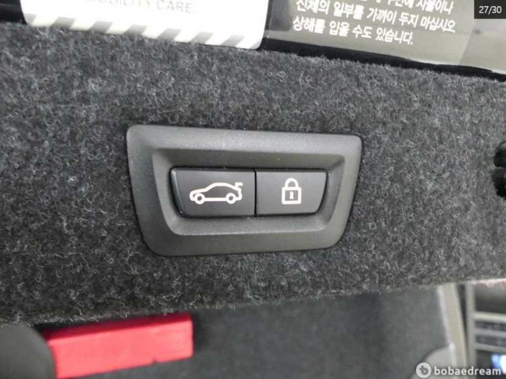 BMW 5시리즈 5시리즈 (G30) 530i xDrive M 스포츠 이미지 20