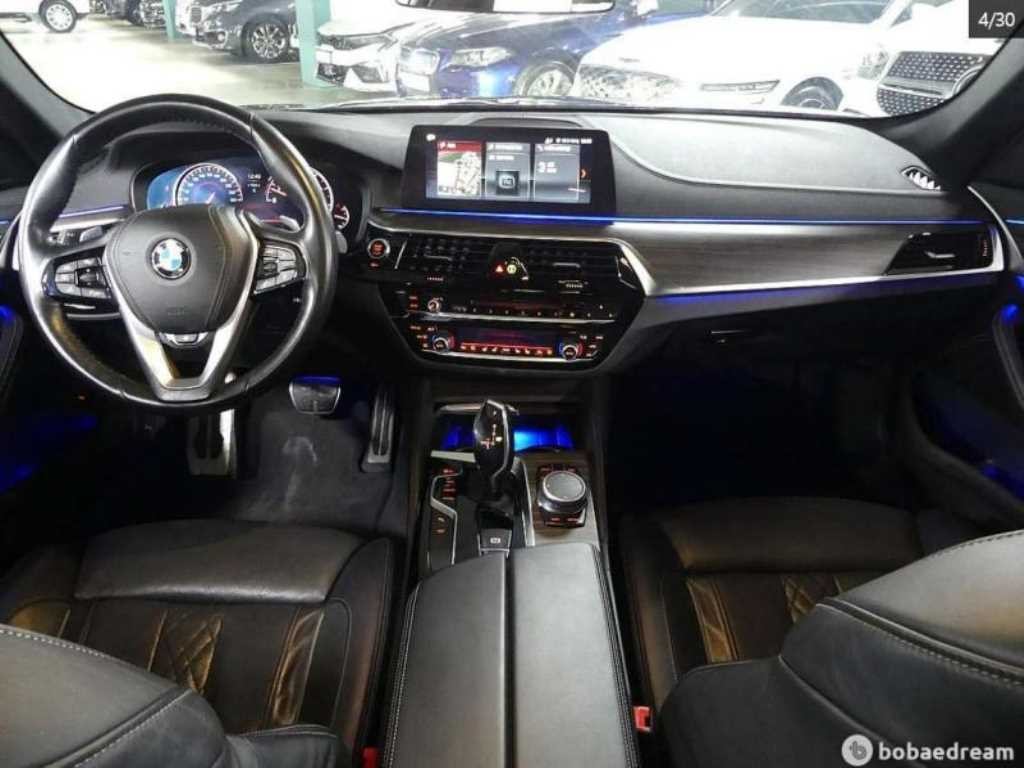 BMW 5시리즈 5시리즈 (G30) 530i xDrive M 스포츠 이미지 6