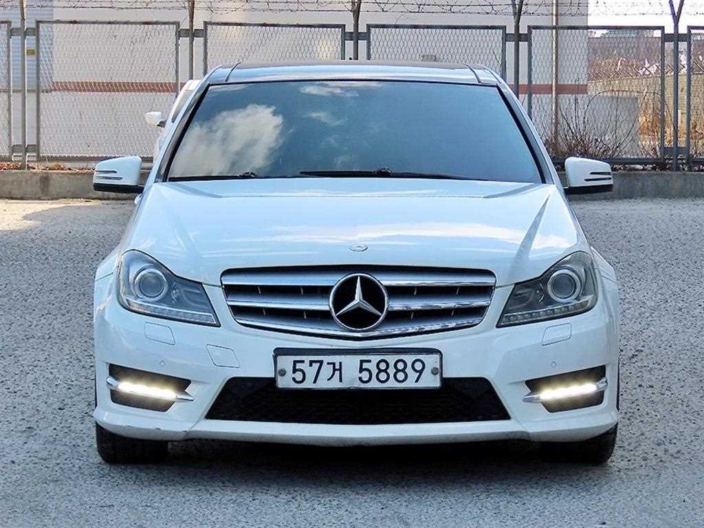 벤츠 C 클래스 C클래스 W204 C200 CGI 아방가르드 이미지 1