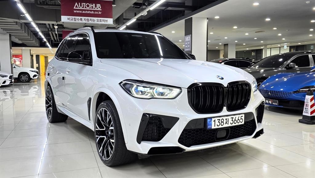 BMW X5M X5M (F95) 4.4 컴페티션 이미지 1